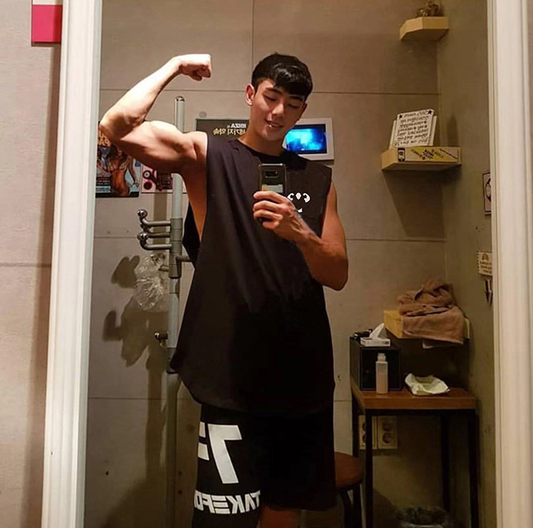 夏健身房肌肉男运动上衣训练服锻炼无袖宽松坎肩撸铁背心衫批发