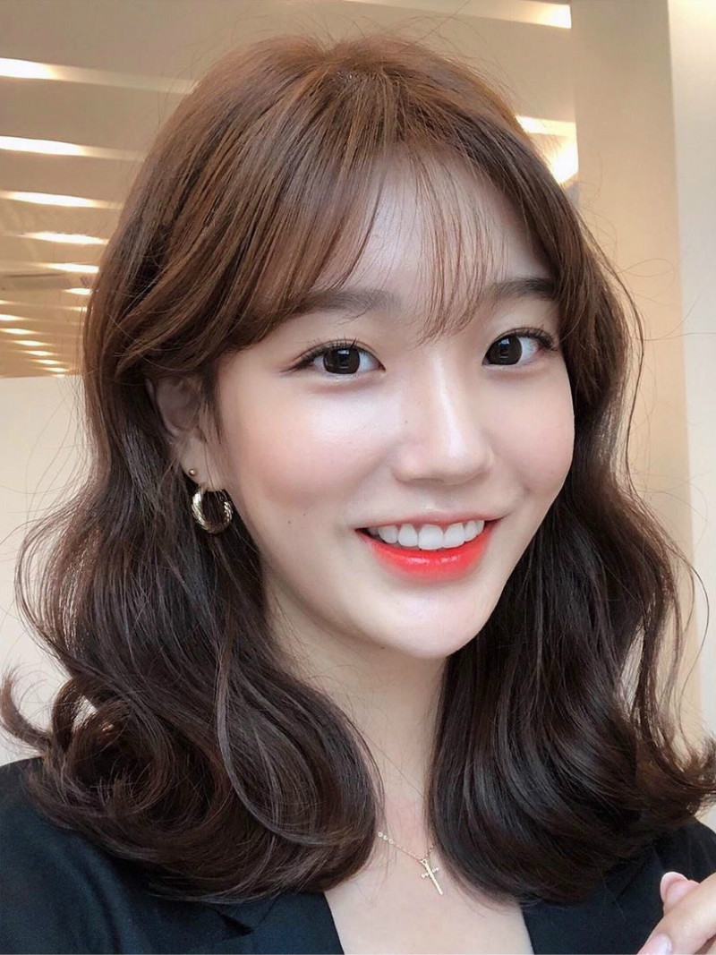 网红直播假发女时尚化纤发空气刘海中长卷发速卖通新品推荐假发女