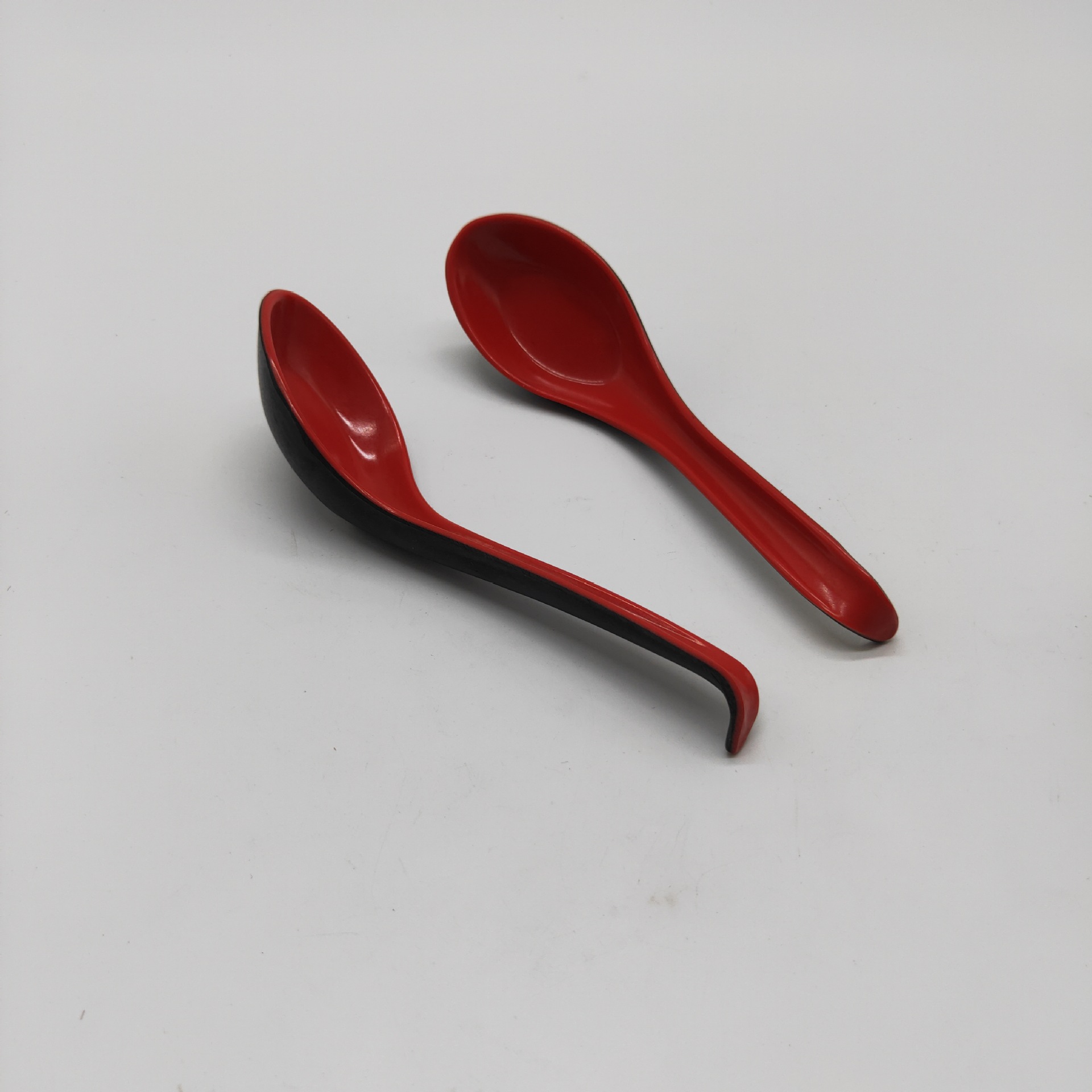 批发2个装餐具密胺汤匙勺子汤勺麻辣烫小汤勺双色勺子2元店货源