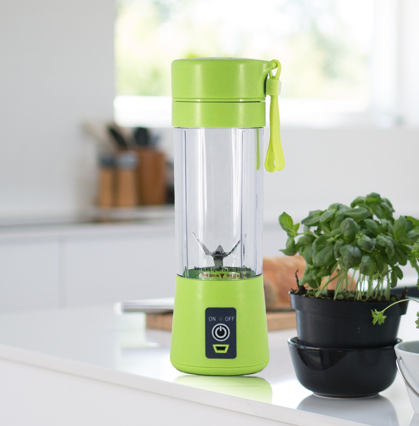 多功能迷你榨汁机亚马逊热销升级 6刀片 便携式果汁杯 旅游搅拌器