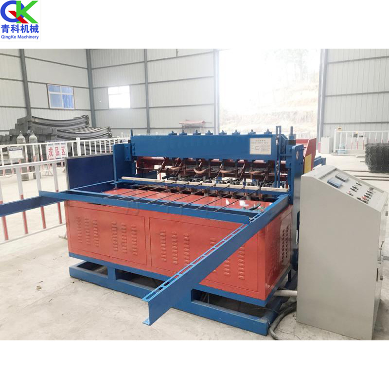 山东厂家青科牌数控网栏排焊机 钢筋网焊机 隧道工程钢筋焊网机