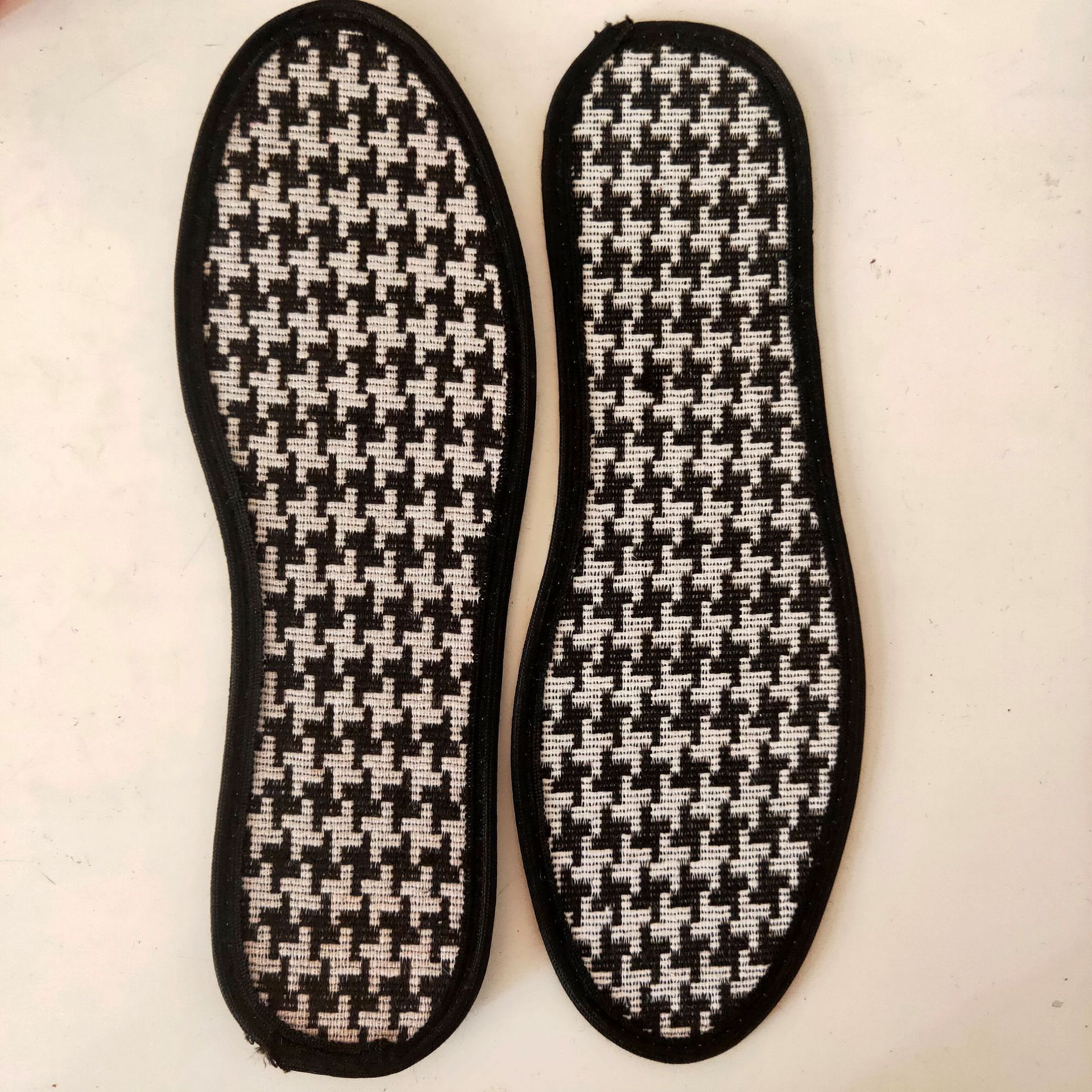 厂家直销鞋垫男除臭留香四季防臭鞋垫女吸汗透气运动鞋垫