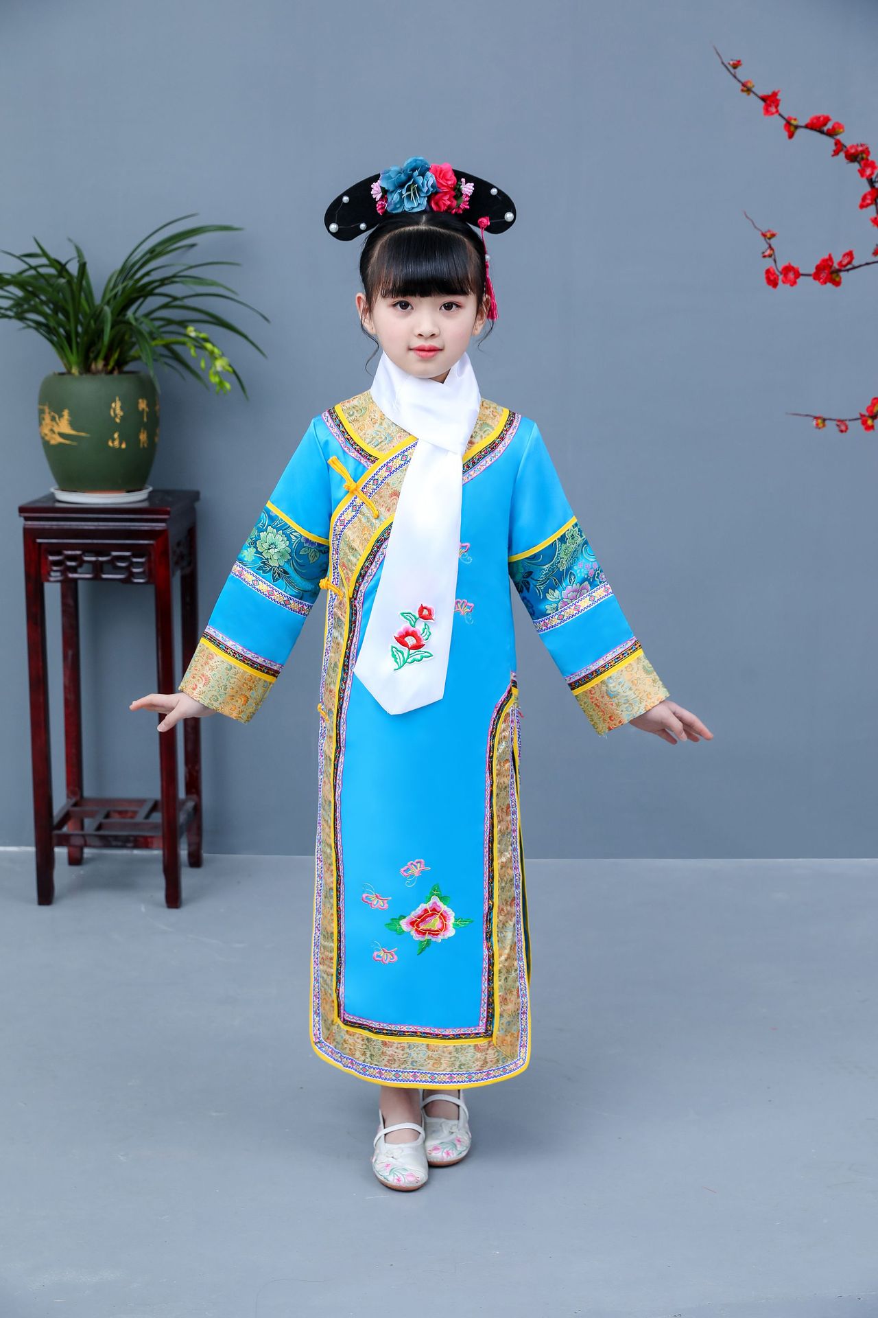 女童格格服 宫廷公主儿童清朝服装长袍衣服旗服满清服装