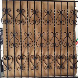 供应别墅铁艺防盗网镀锌耐腐蚀欧式简约铁艺装饰花屏风防护栏