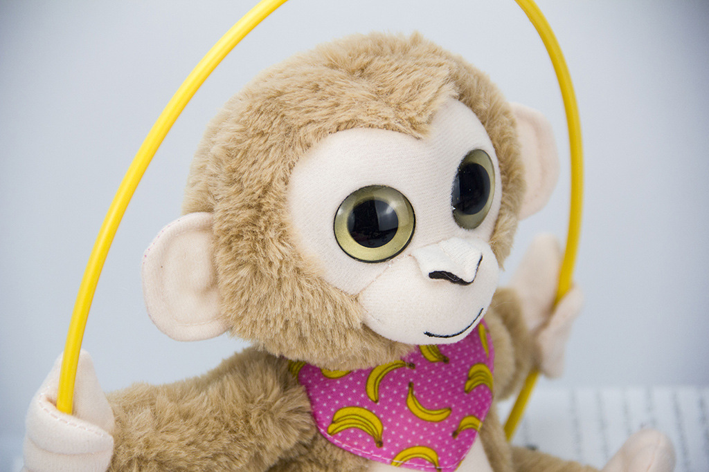 跨境电动猴子录音学说话会左右摇摆小猴子变音猴子毛绒玩具公仔