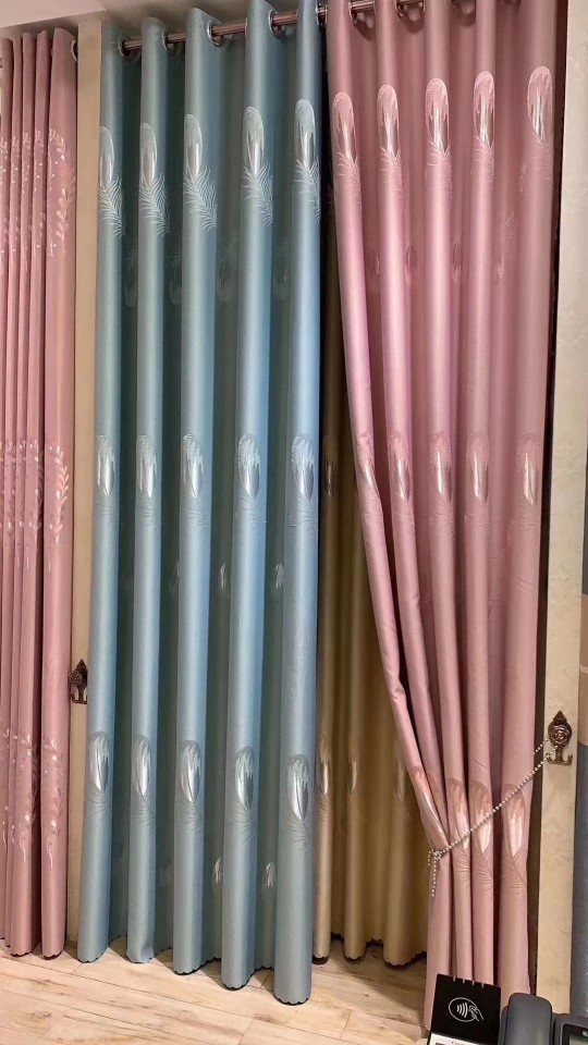 厂家直供钻石绒羽毛窗帘 卧室客厅遮光窗帘家装成品定制 批发零剪