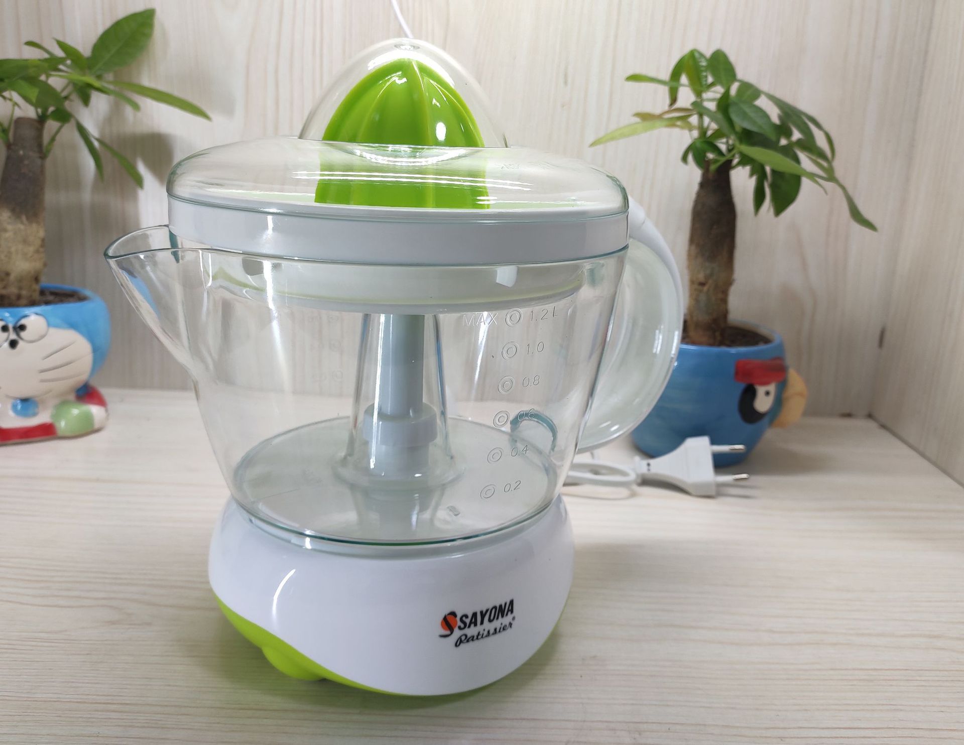 跨境欧式家用电动榨橙汁机挤柠檬柑柳橘桔子原果汁机杯器szj-601h