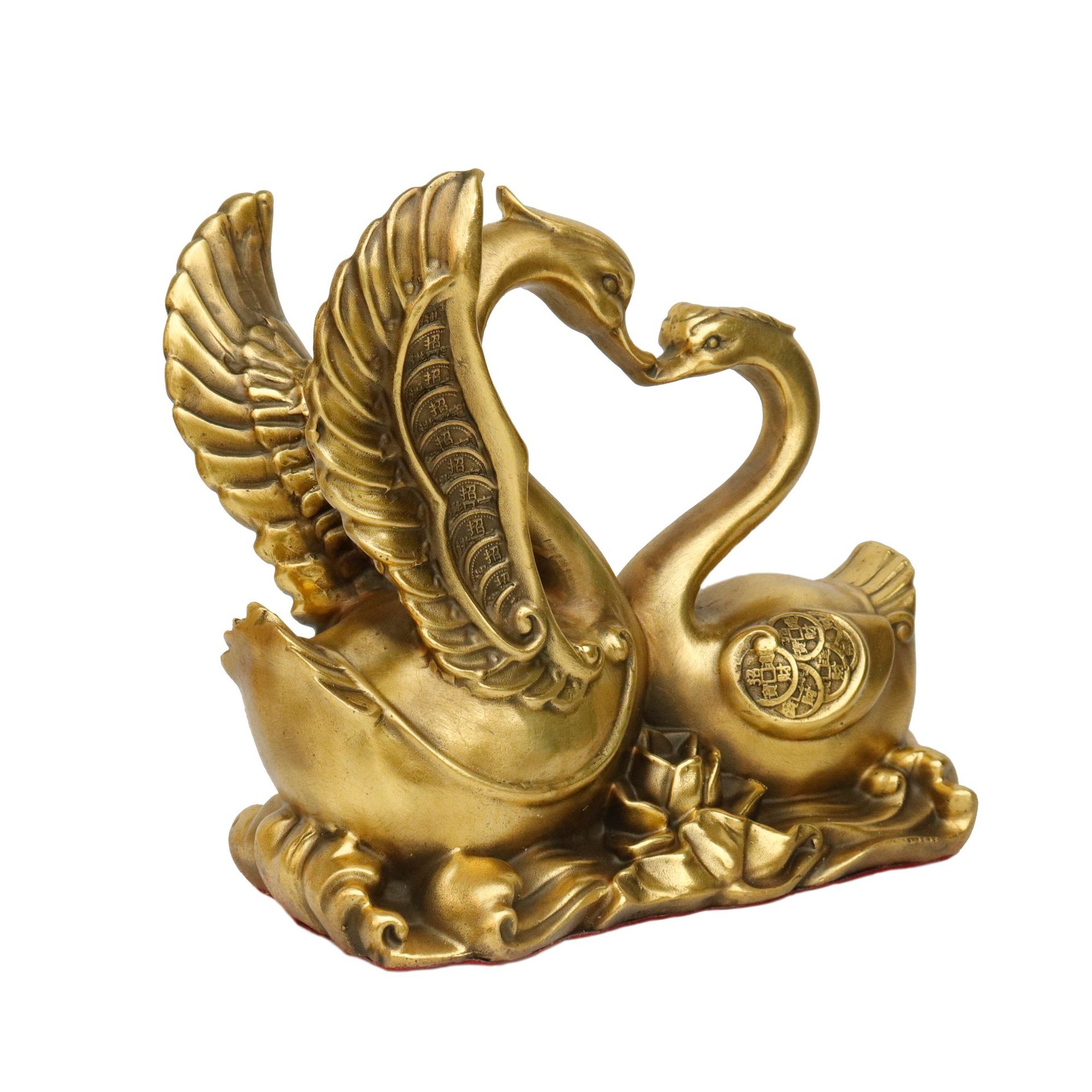 纯铜白天鹅摆件客厅家居装饰品 红酒柜吻亲嘴鹅心形艺品结婚礼物