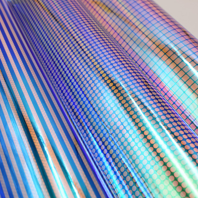 透明幻彩膜pu皮革拉毛底双色幻彩镜面人造革箱包手袋化妆包面料