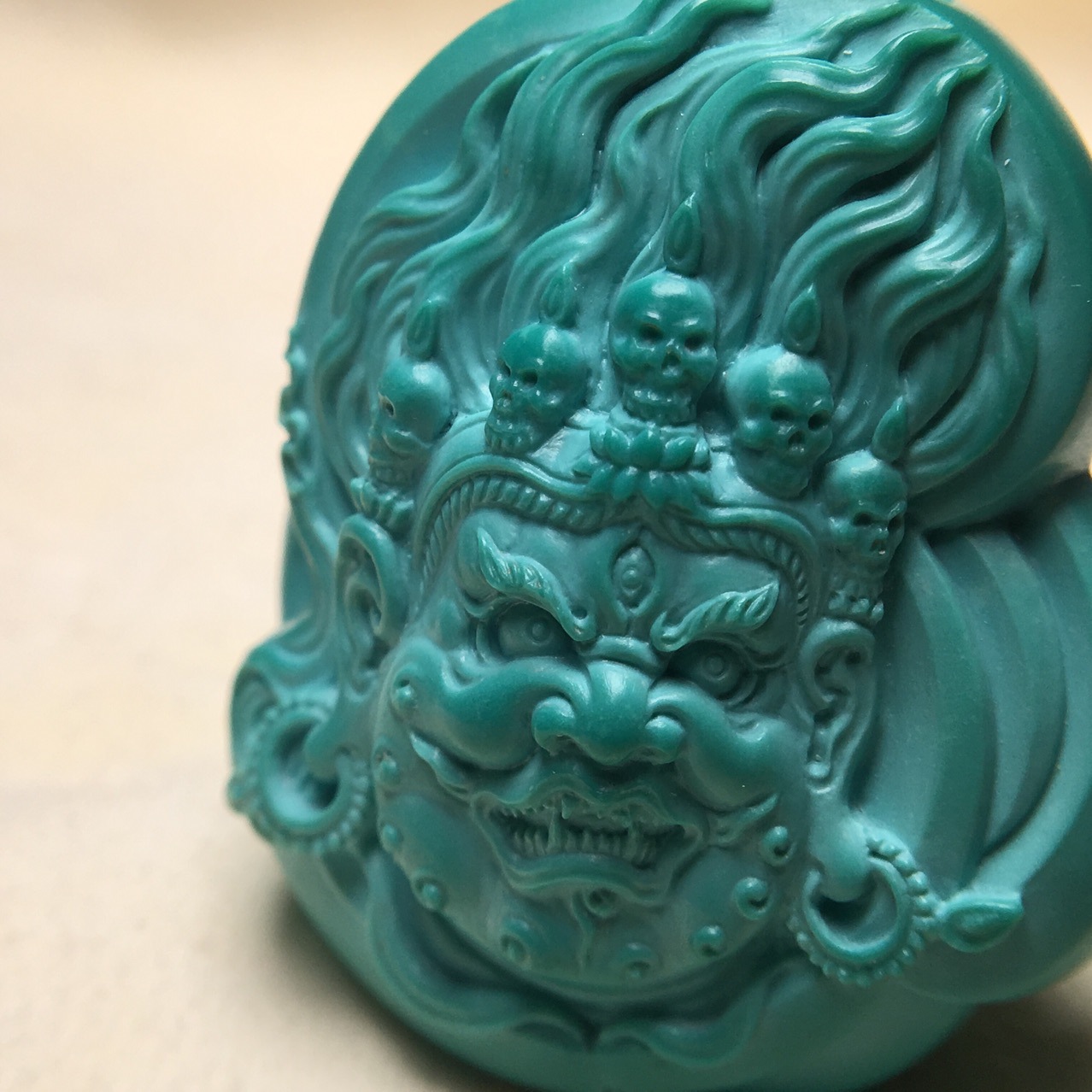 原矿高瓷绿竹山秦古料玉化绿松石雕刻大黑天牌子108珠链观音吊坠