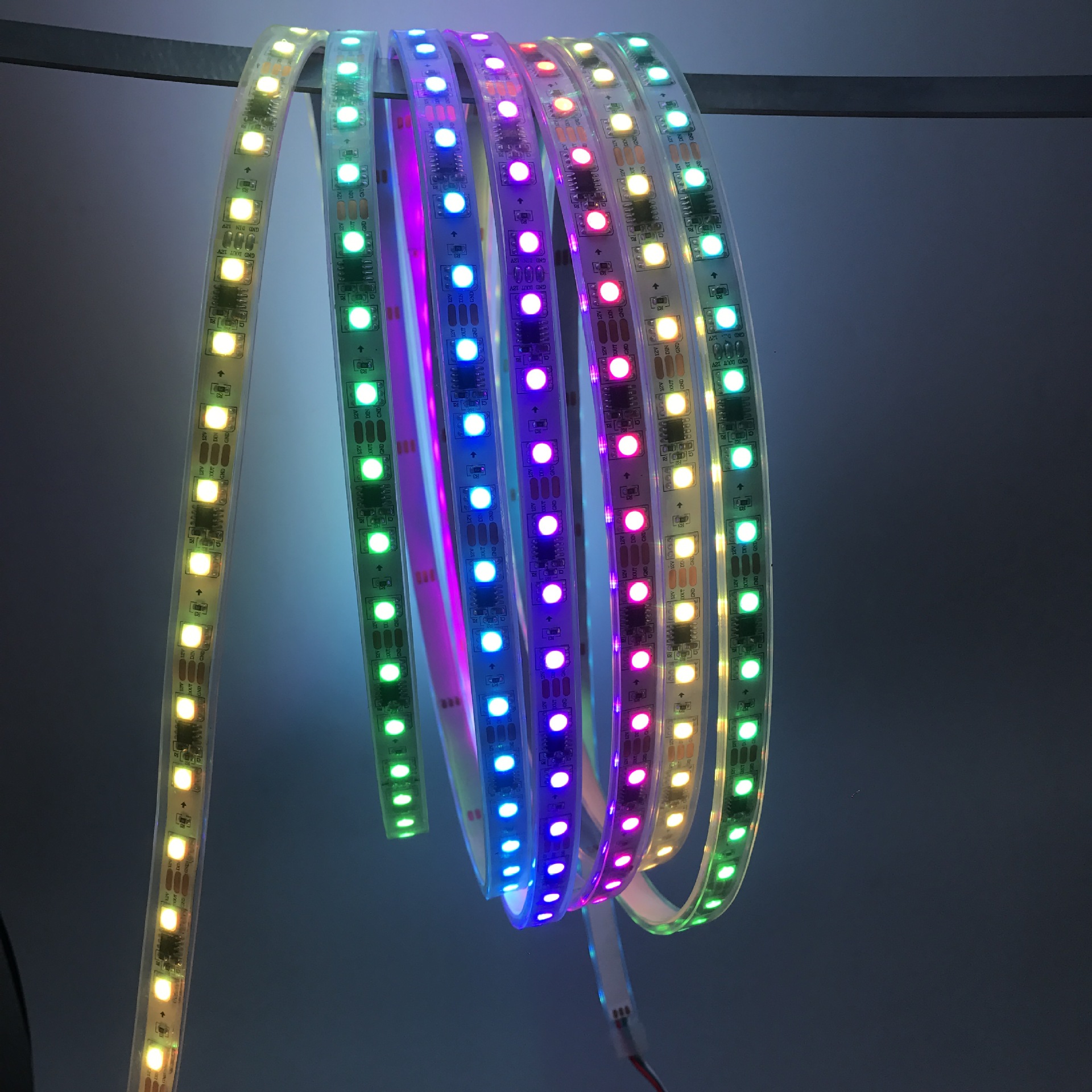 跑马流水灯带外置ic1670328111903