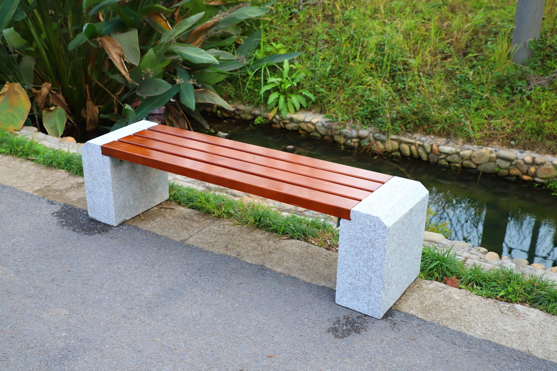 景区广场等候椅实木石料长椅直排套装户外公园椅定制休息椅批发