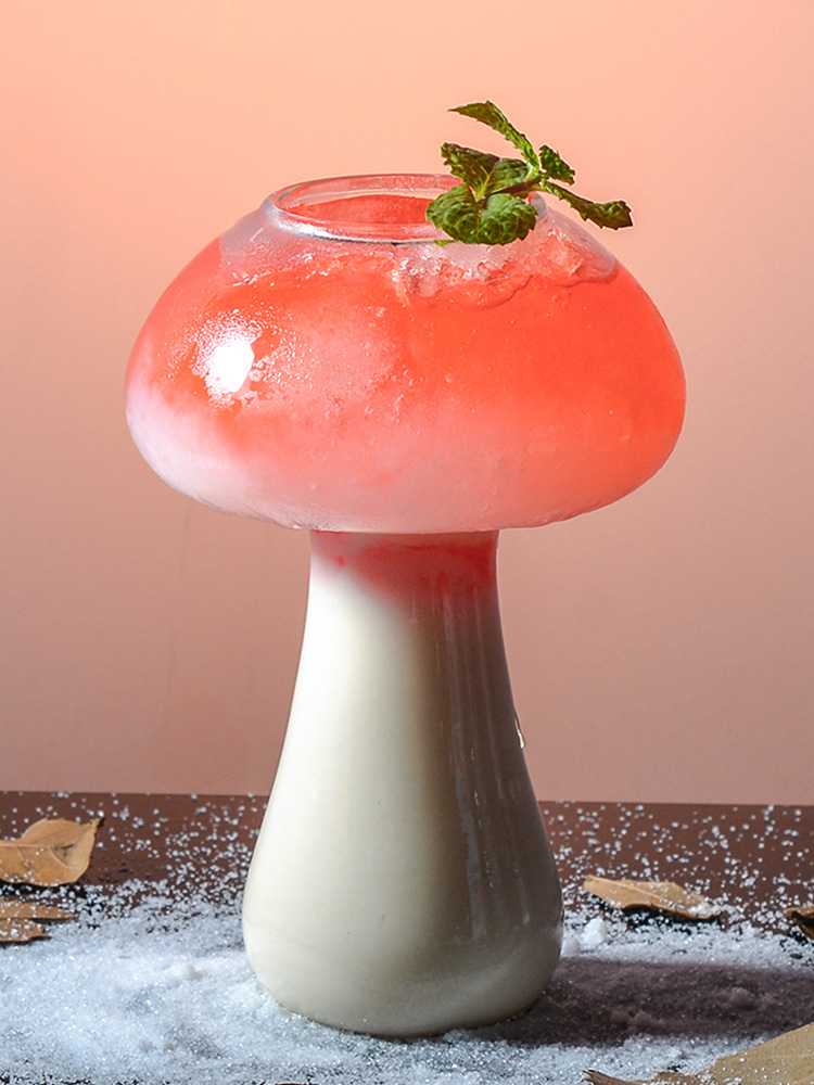 蘑菇杯玻璃杯鸡尾酒杯创意个性ktv酒吧专用网红果汁饮料饮品杯子