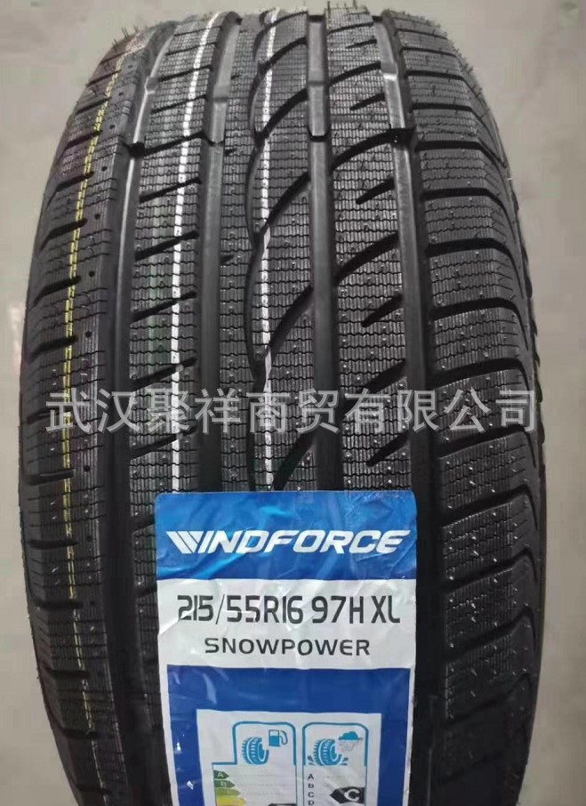 万峰驰冬季雪地胎 215/55r16 97h