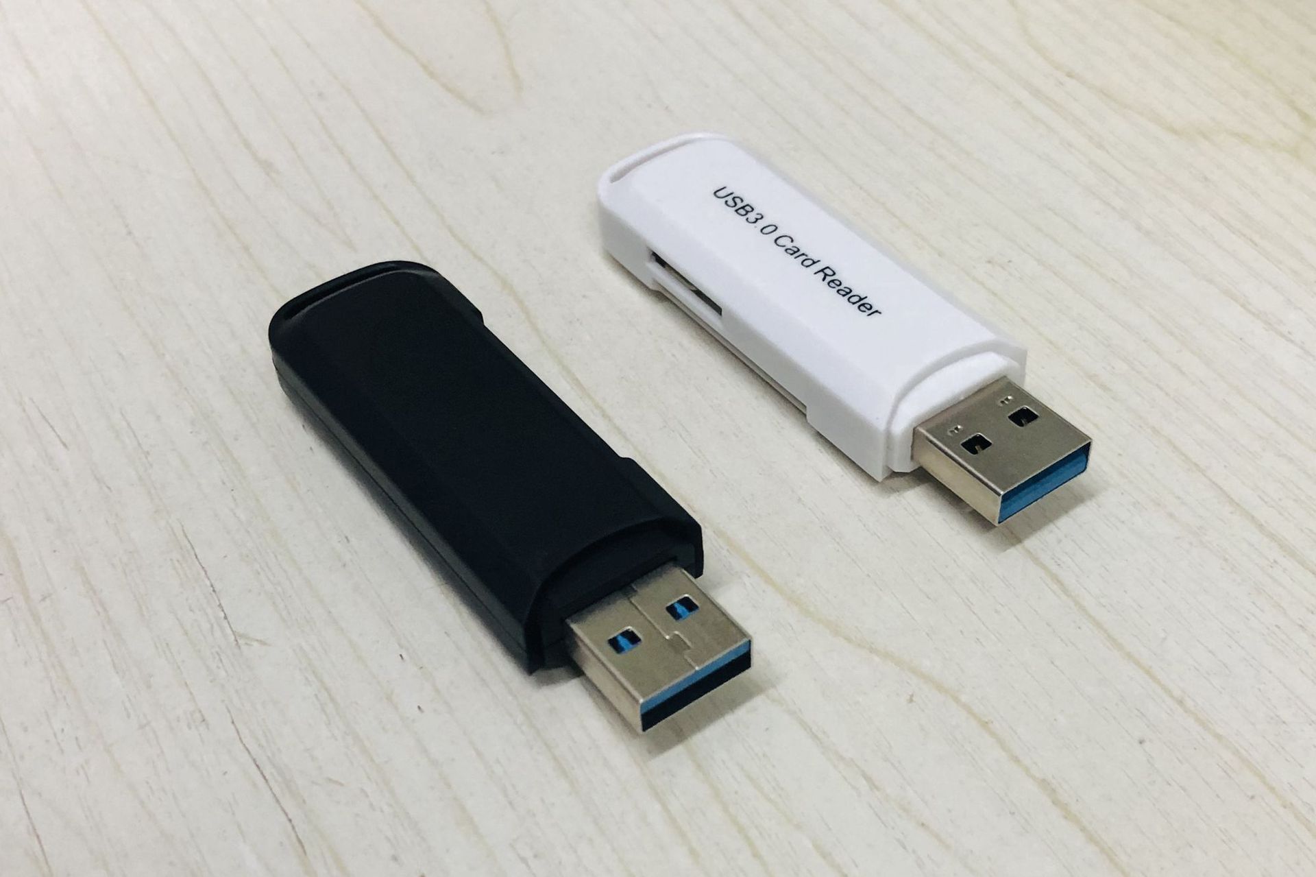 高速usb3.0读卡器手机tf卡读卡器sd卡读卡器多合一3.0读卡器批发