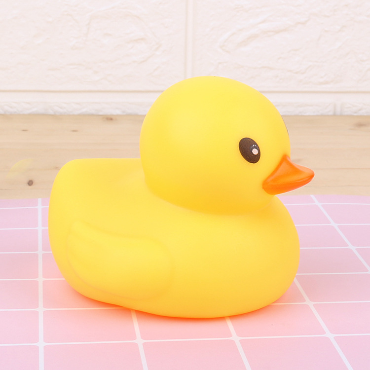 洗澡玩具戏水小鸭发声会叫儿童玩具黄色小鸭子捏捏叫小黄鸭大号