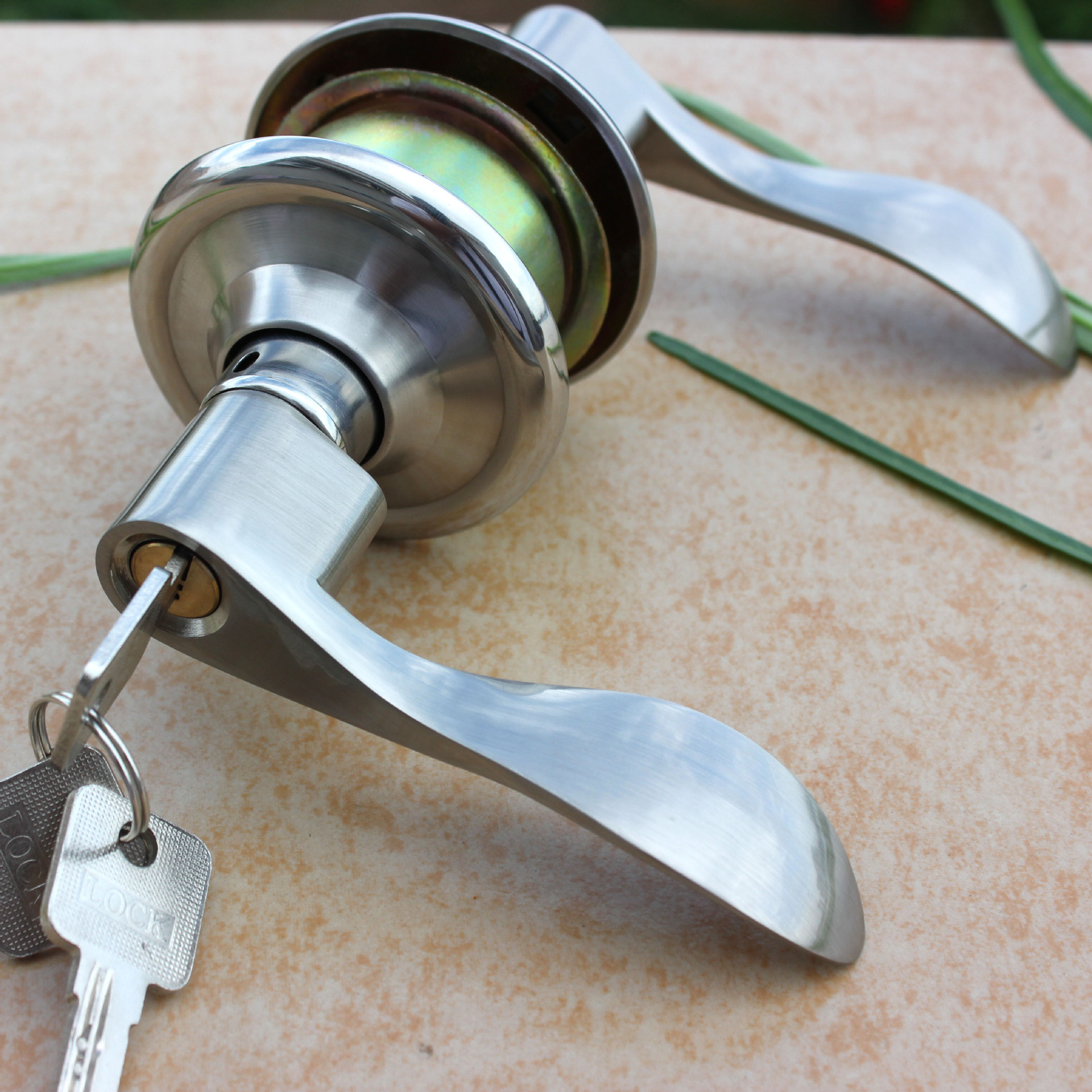 艾比欧银色球形锁室内房门简约执手锁铜芯电脑钥匙球形执手锁门锁