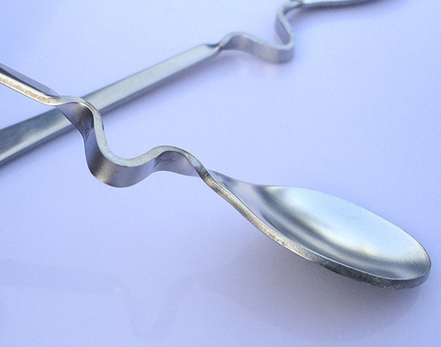 不锈钢弯曲咖啡勺 调羹可挂式弯柄咖啡勺 奶茶勺搅拌勺甜品匙