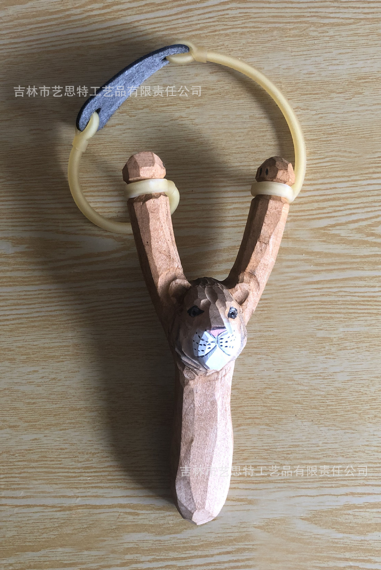 手工雕刻木雕弹弓卡通弹弓动物玩具弹弓儿童玩具弹弓地摊旅游弹