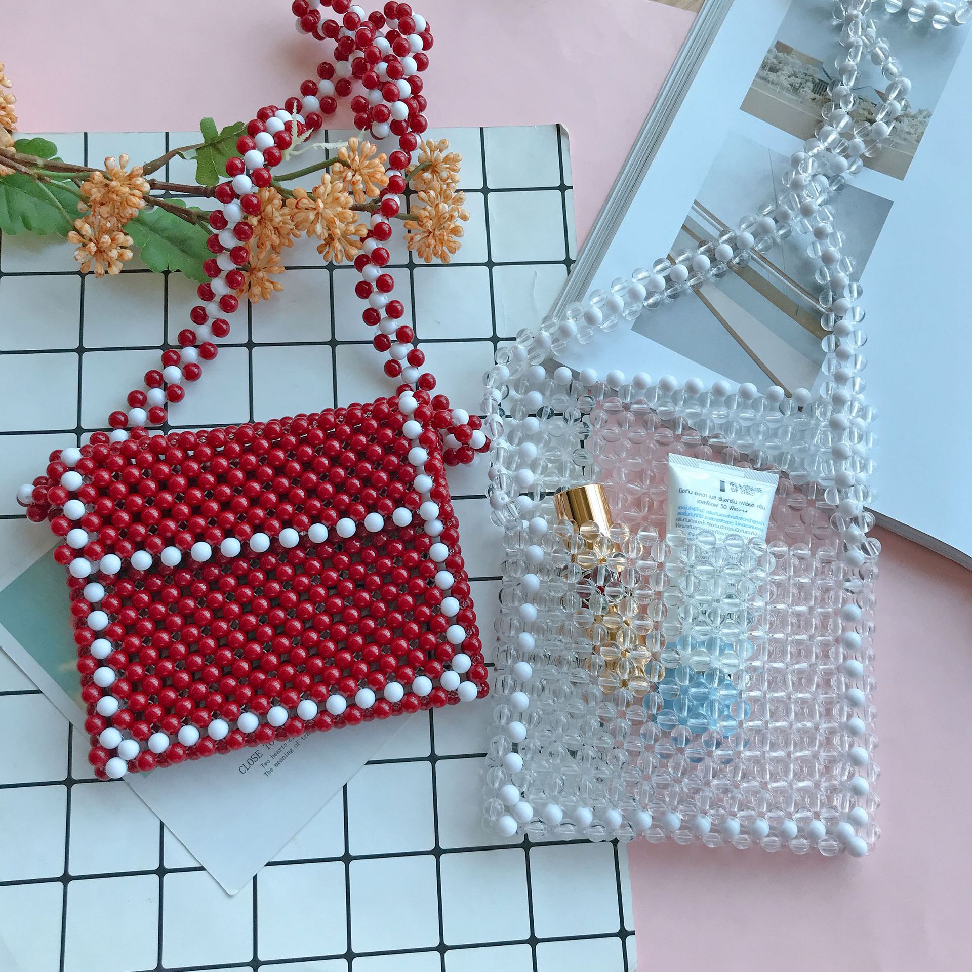 2019新款透明亚克力珠子编织斜跨包 韩版精美手工串珠装饰包包女