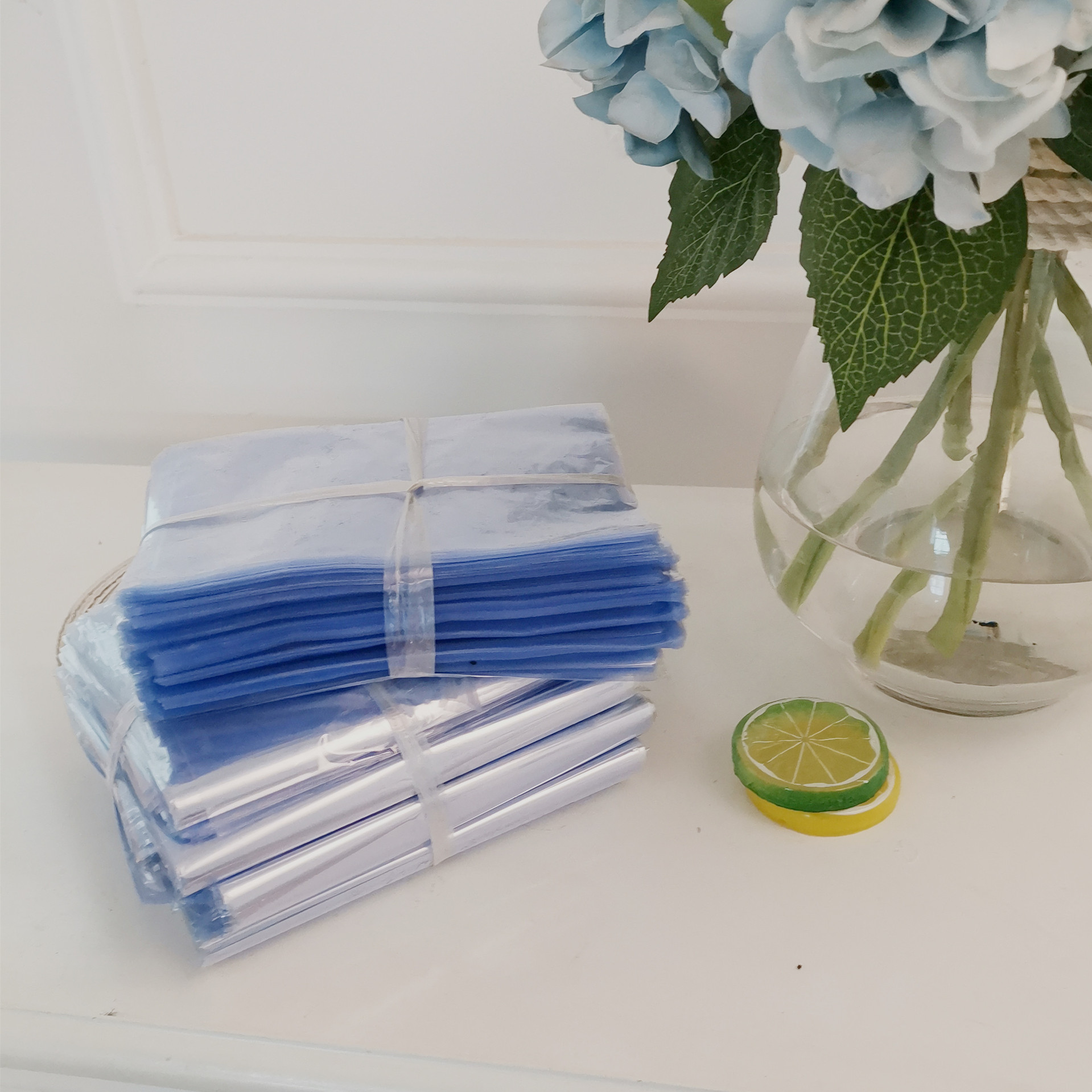 厂家现货pvc热收缩袋盒子外包装吸塑袋大号热封鞋膜袋收缩膜38*55