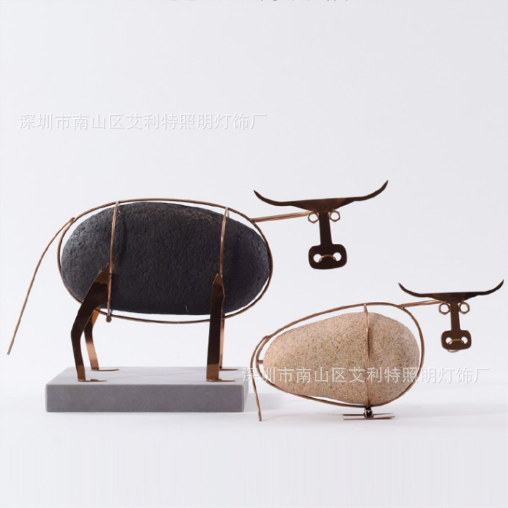 新中式现代轻奢创意树脂铁艺摆件样板房办公桌面书房软装饰品