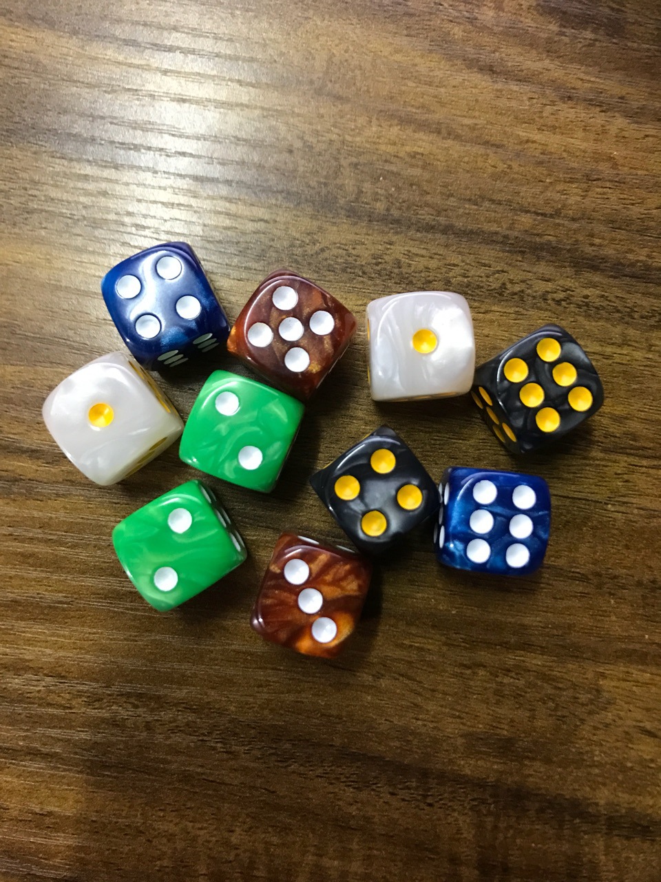 16号圆角珍珠纹点数色子常规数字骰子速卖通亚马逊货源