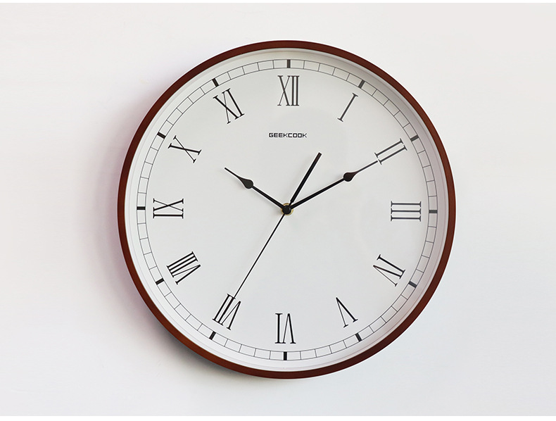 欧式金属挂钟:时光流转-罗马数字 简约烤漆电镀黄铜金色金属钟表