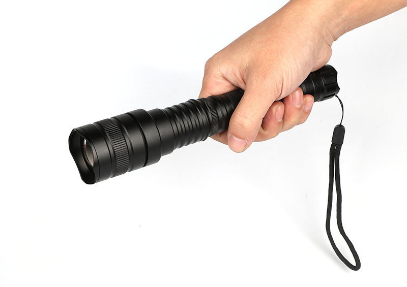 铝合金led强光手电筒可充电变焦超亮远射家用夜钓户外骑行工作灯