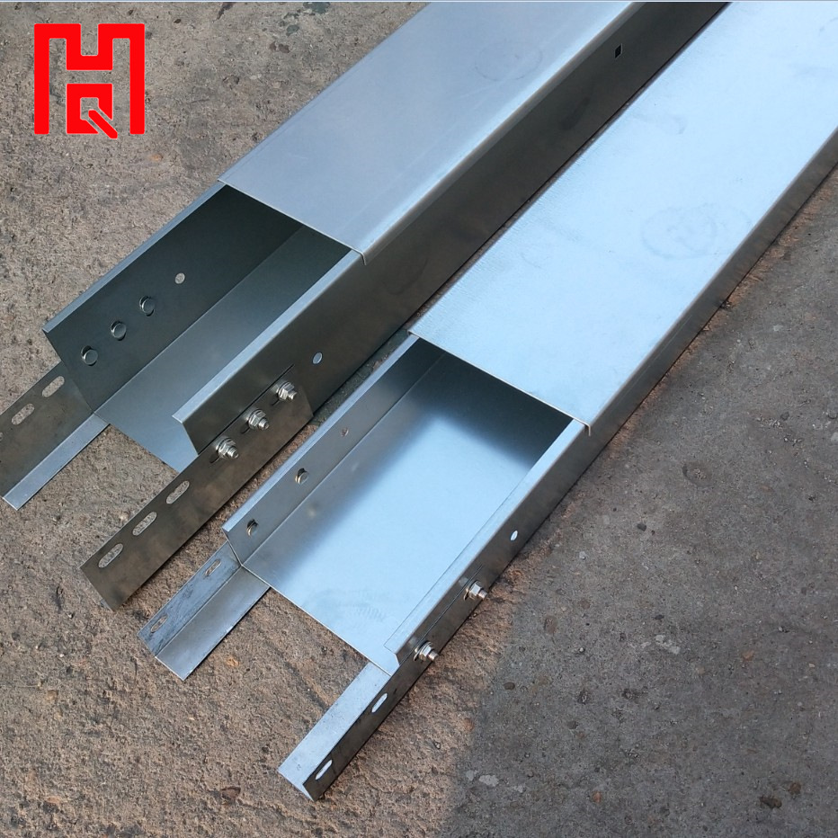 厂家供应镀锌梯式桥架 金属镀锌封闭式槽盒 散热托盘式电缆线槽