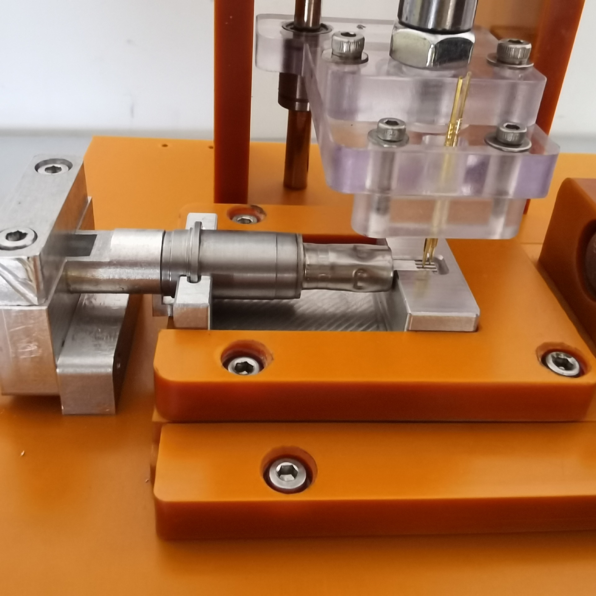 深圳厂家直销各类测试夹具 探针测试治具  pcba功能测试架