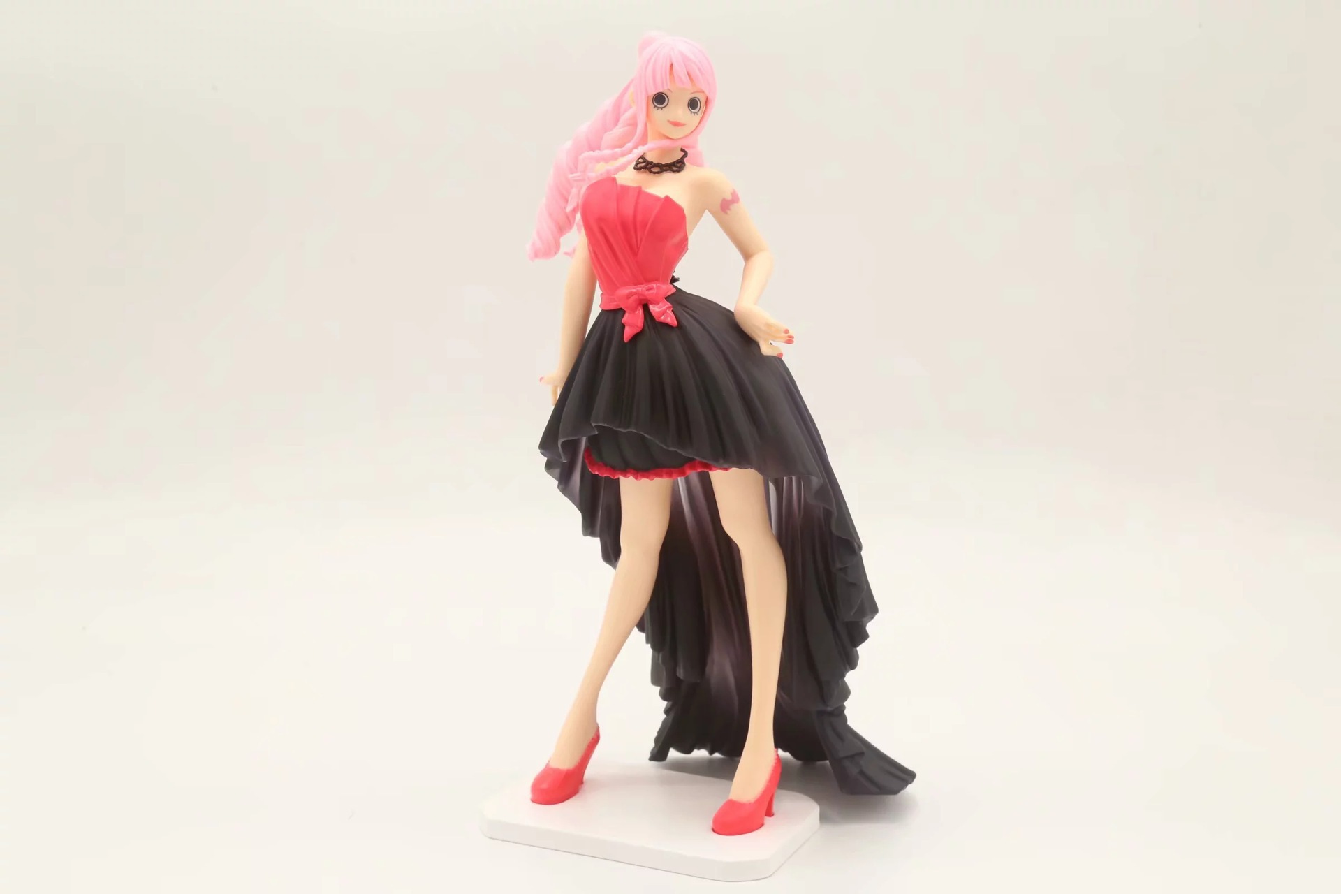 芸祥社 海贼王 lady edge wedding系列 婚纱佩罗娜 两色手办 821