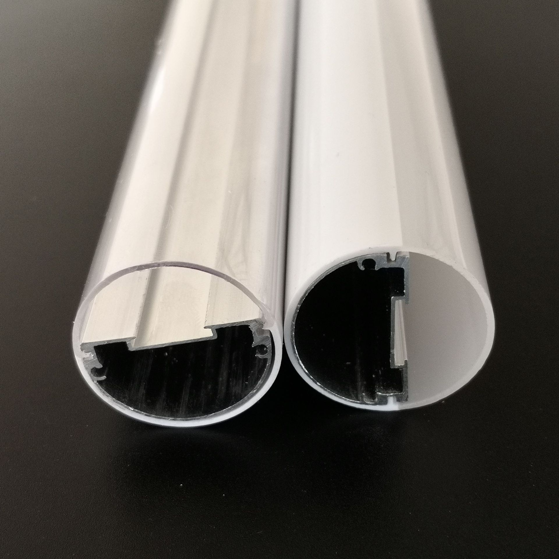 厂家批发T8塑包铝灯管外壳套件 D型铝材10mm板宽防水日光灯灯管