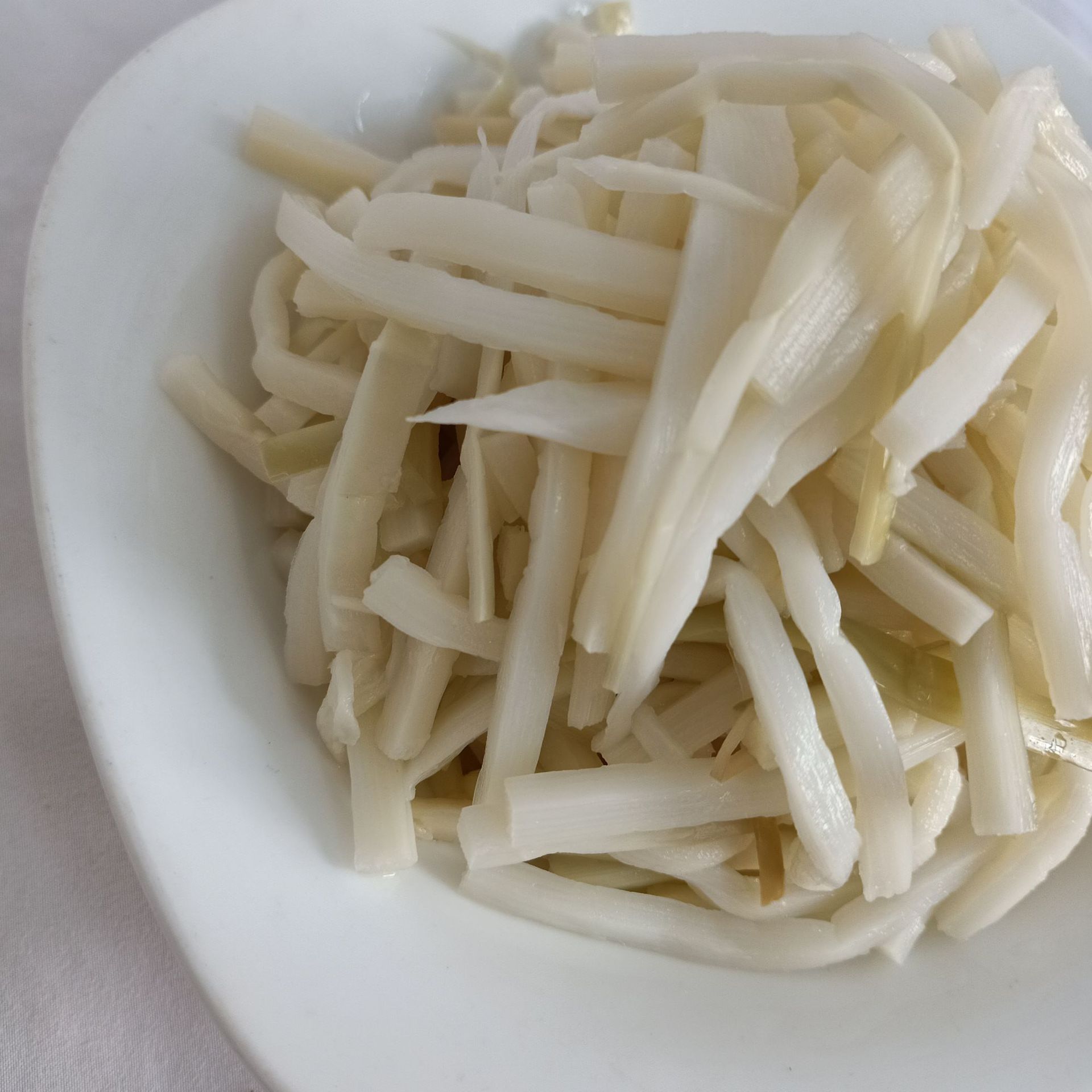 量大批发 泡椒笋丝整箱散装10斤 商用竹笋丝酸辣香脆配菜