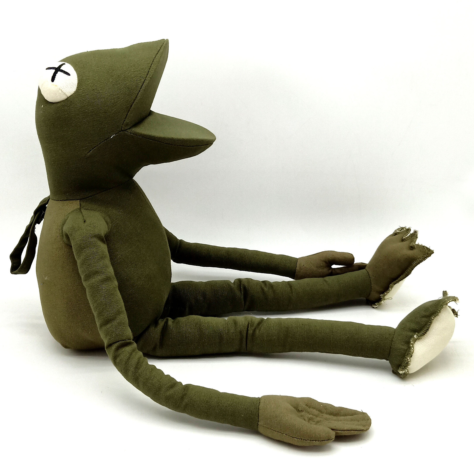 厂家直销陈冠希ins同款爱物 网红爆款绿色长腿青蛙公仔 毛绒玩具