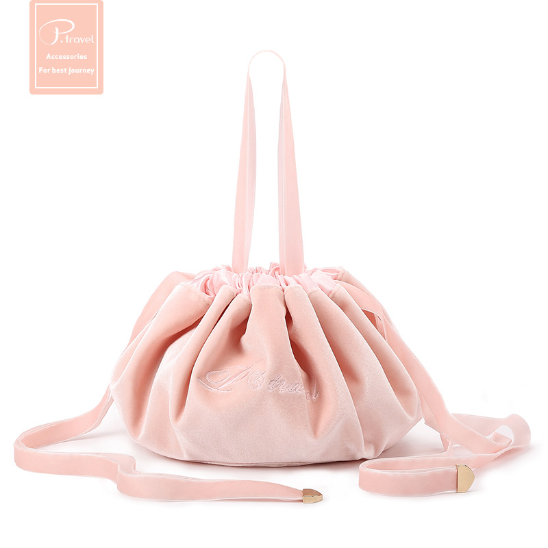 P. Travel New Velvet Lazy Cosmetic Bag Nordic Light Luxury Travel Portable Drawstring Bag Cosmetics Storage Bag