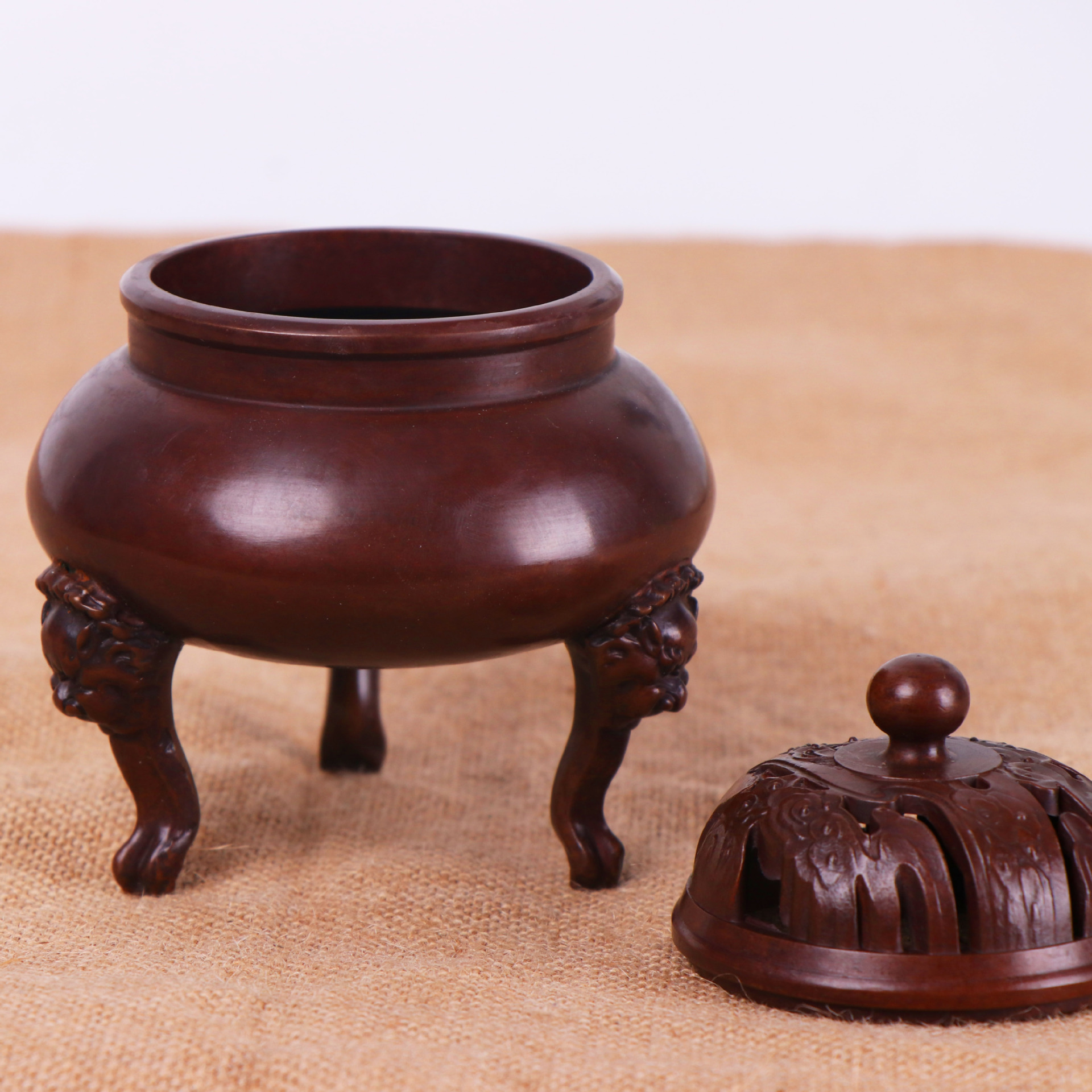 杨铜记 厂家批发纯铜祥云三足炉熏香炉铜香炉客厅办公摆件工艺品