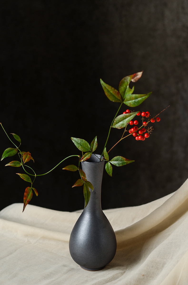 晴天陶瓷黑色手工花瓶茶席摆件新中式简约家居饰品花茶道禅意花器