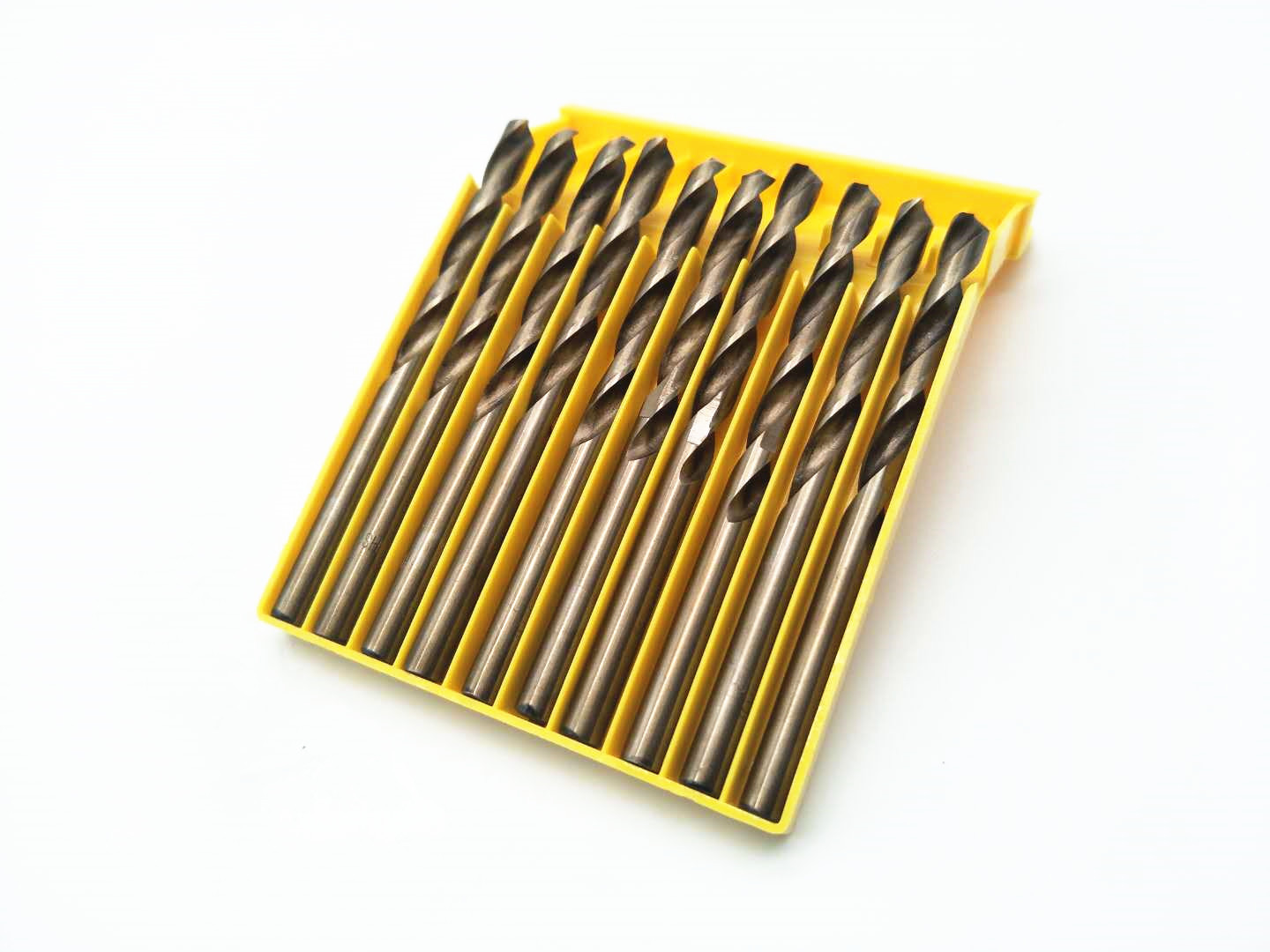 3 标签:不锈钢钻头麻花钻头直柄麻花钻高速钢钻头