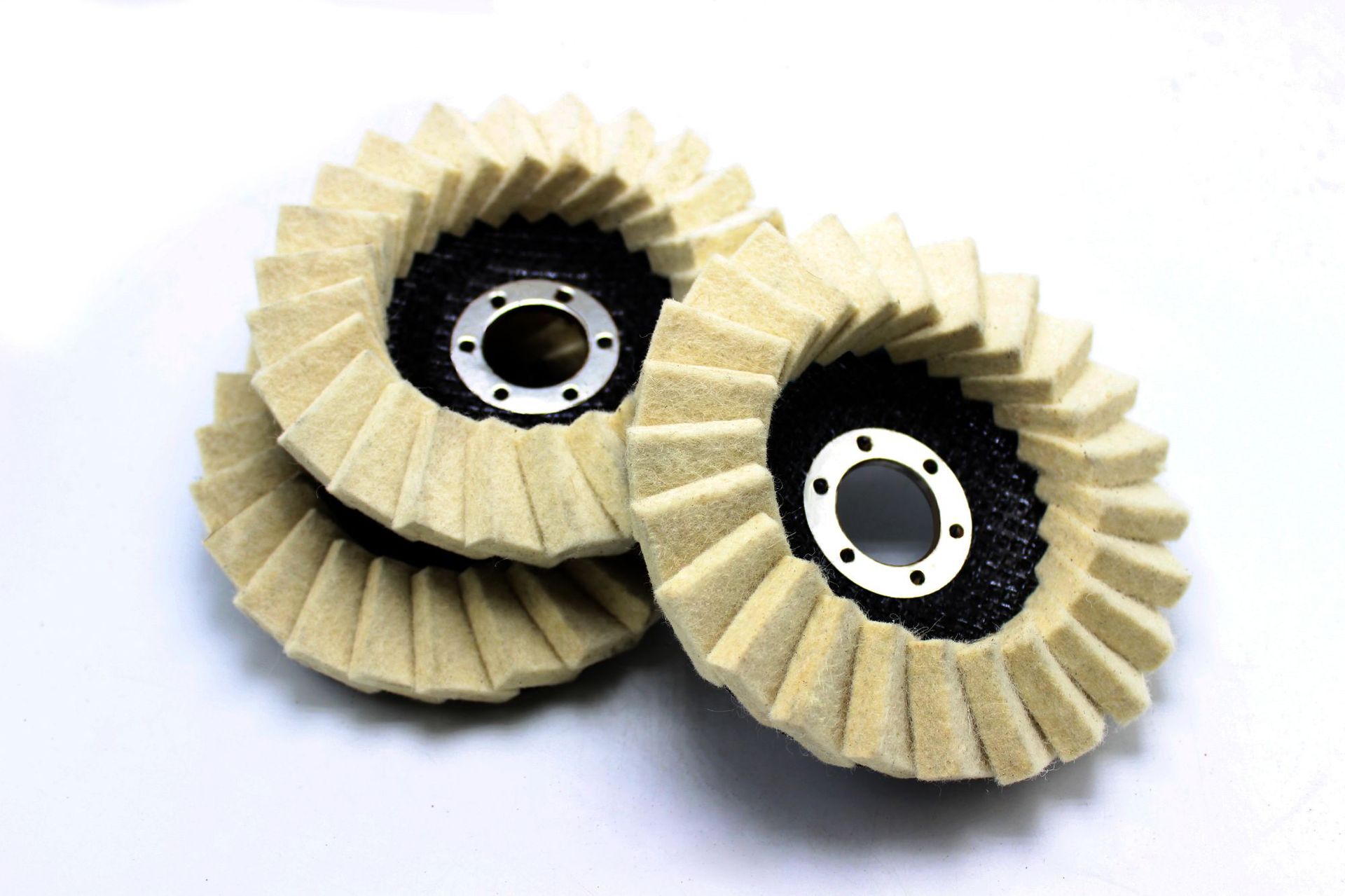 厂家直销4寸精品打磨角向毛毡轮汽车美容玻璃镜面羊毛抛光轮