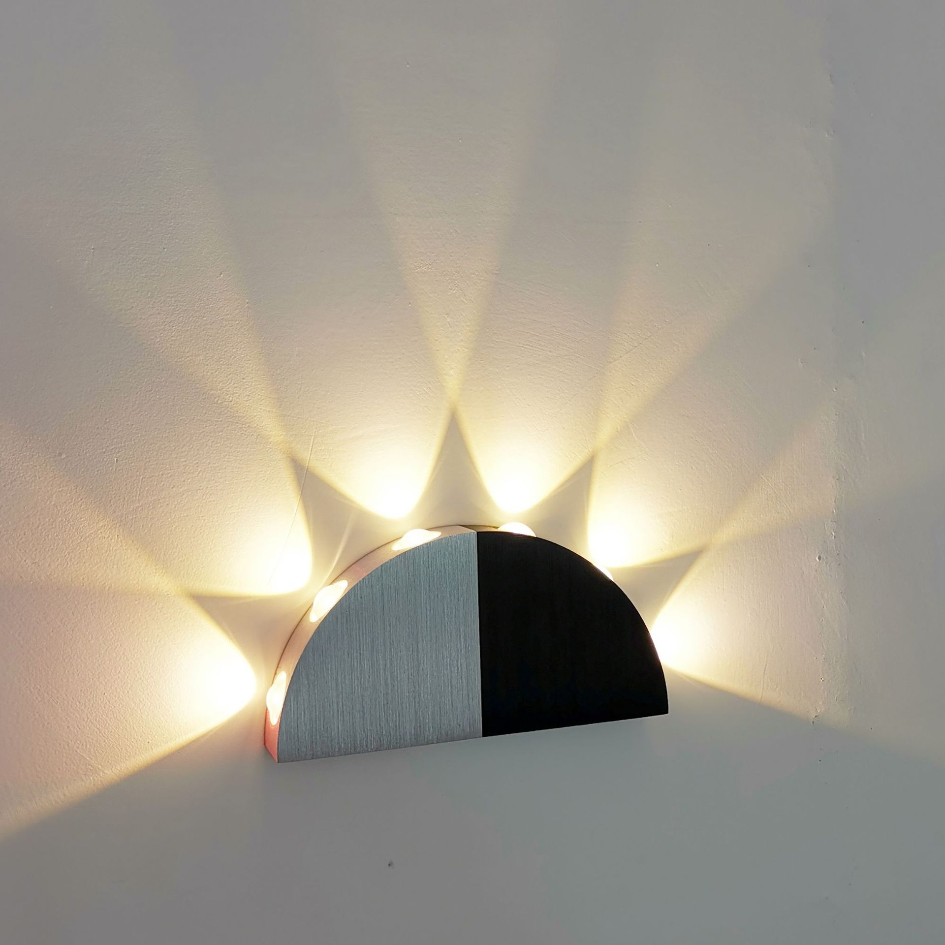 现代简约壁灯 led铝材客厅餐厅卧室书房楼道儿童房酒店大堂半圆灯