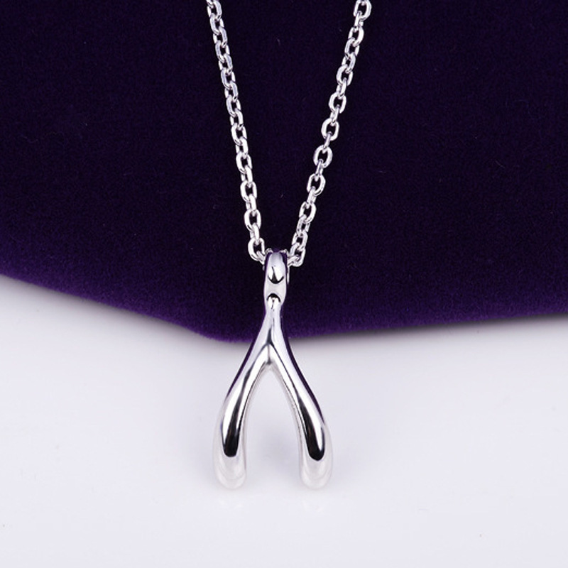 韩国如愿骨继承者们许愿仿银镀白金吊坠女男士情侣锁骨链饰品批发