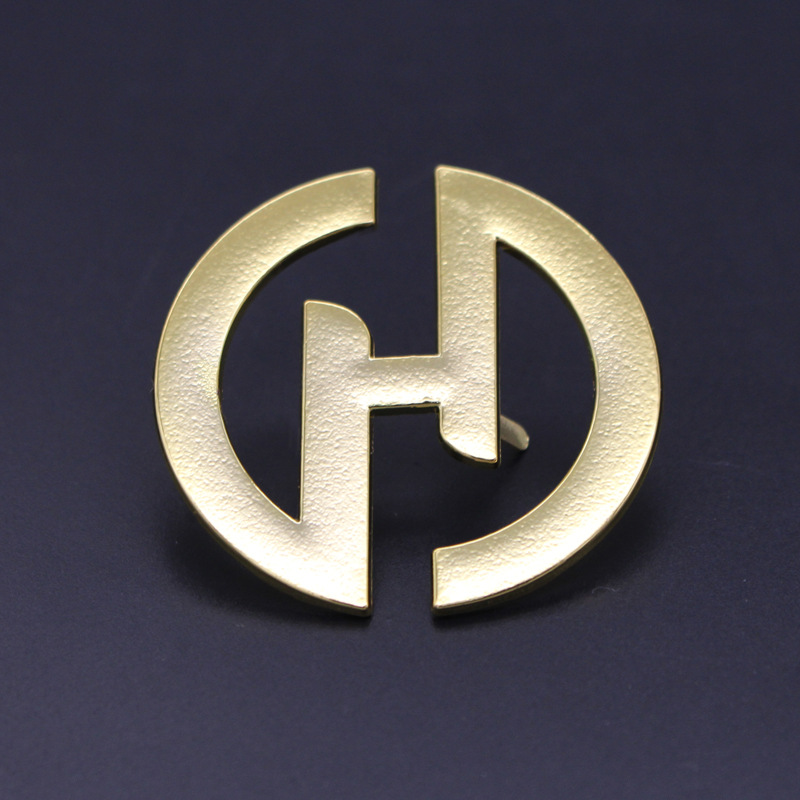 金属标牌箱包压铸磨砂金属logo标牌包包鞋标钱包行李箱五金铭牌