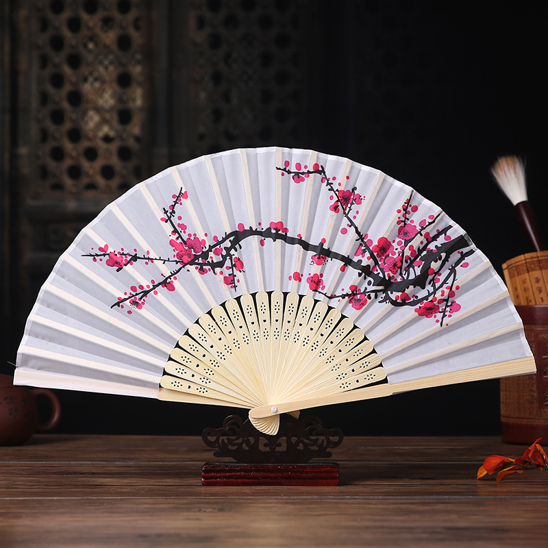 梅花扇子中国风古典女式折扇婚礼典雅布扇礼品扇竹扇地摊定制外贸