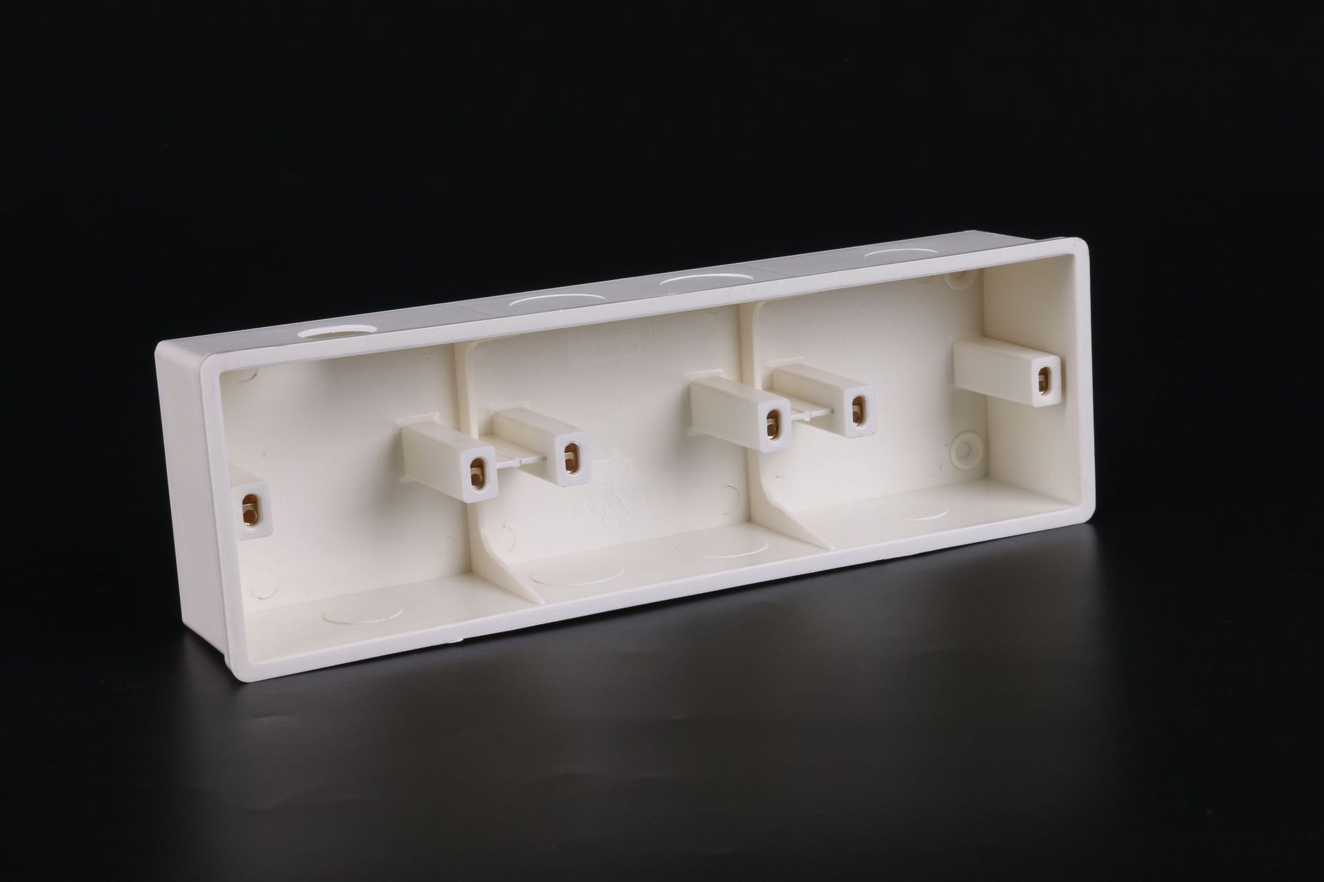 三位开关盒 活动阻燃暗盒 彩色pvc阻燃接线盒 pvc明接线底盒