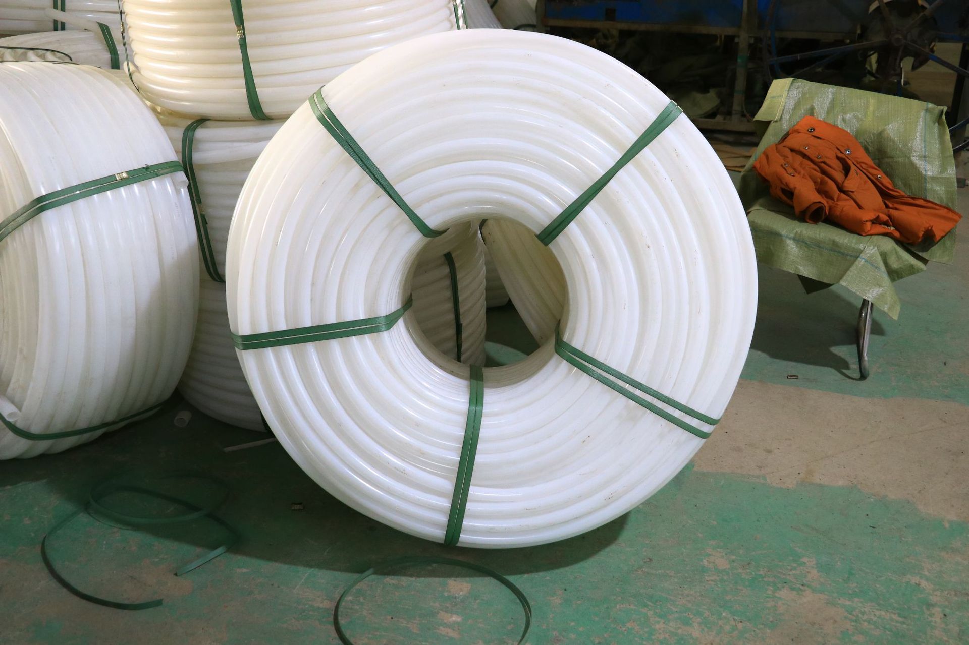 农用1.5寸直径50pe管温室大棚微喷用给水管微喷黑色盘管穿线管