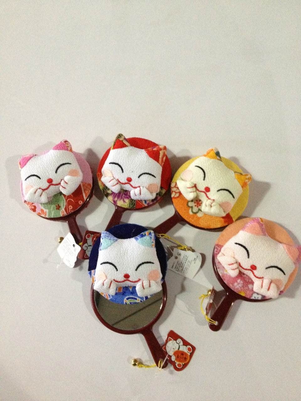 厂家批发日本招喜屋和风压制招财猫 化妆 卡通凹凸猫镜子/手柄镜