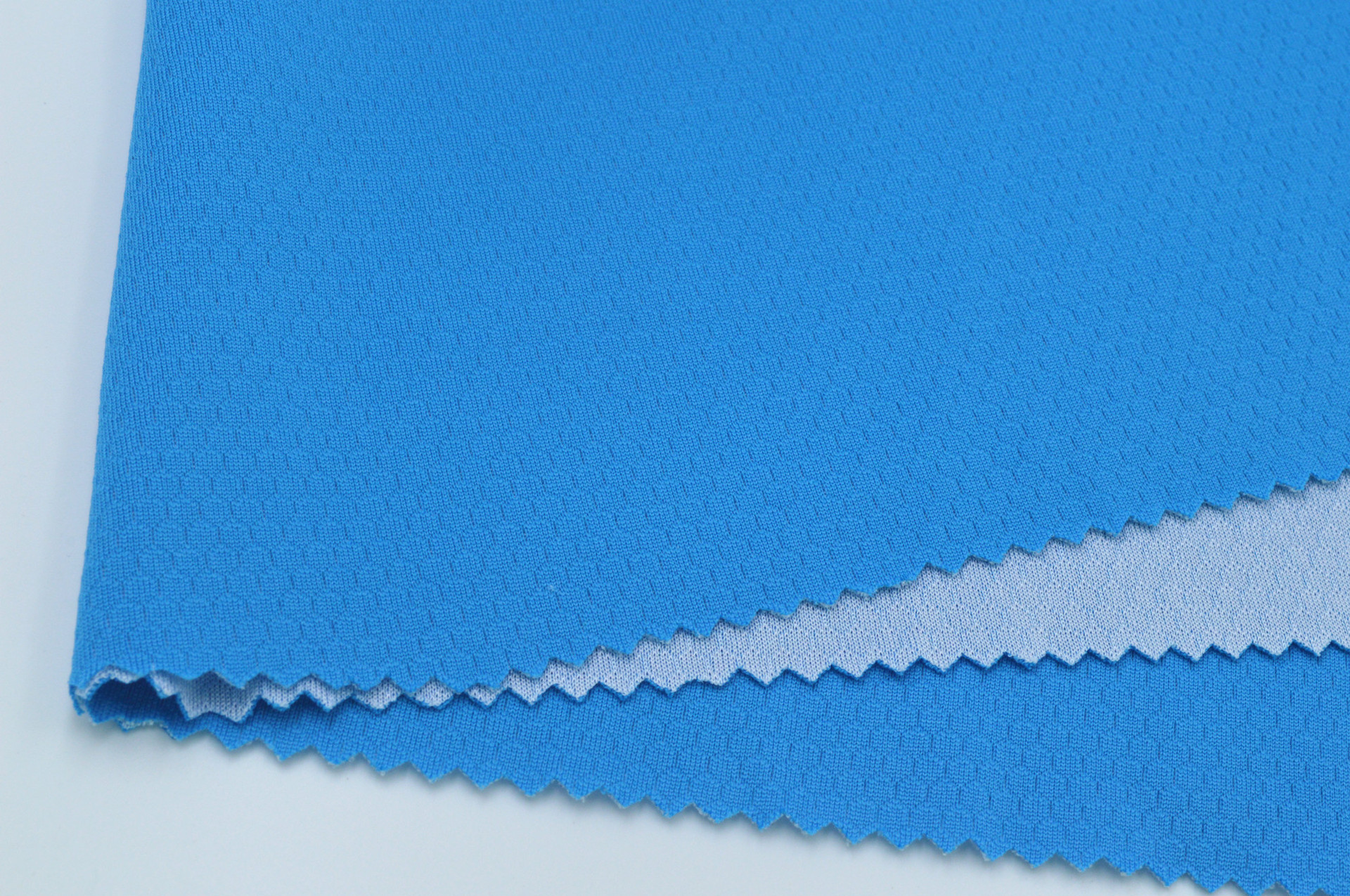 单向导湿足球格面料 丙纶布料 创新环保功能性出口户外t恤用布