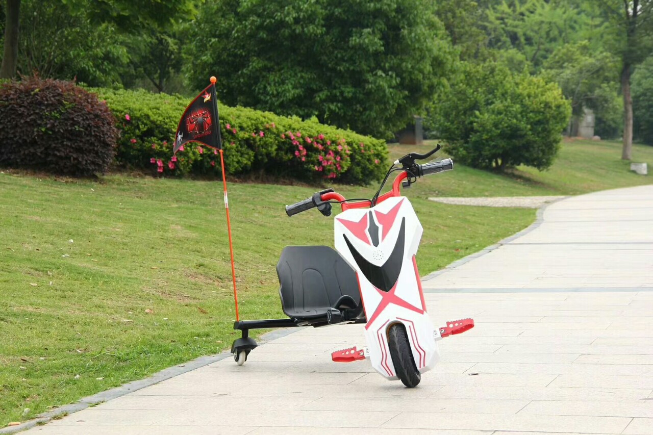 三轮漂移车儿童电动玩具车无刷电机