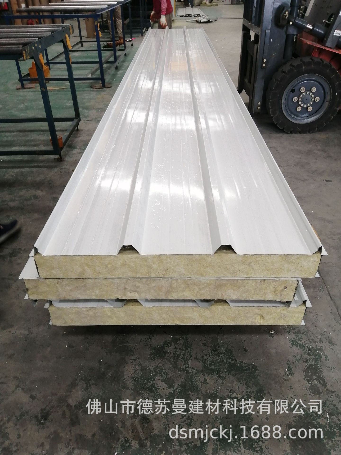 广东定做屋面瓦楞夹芯板